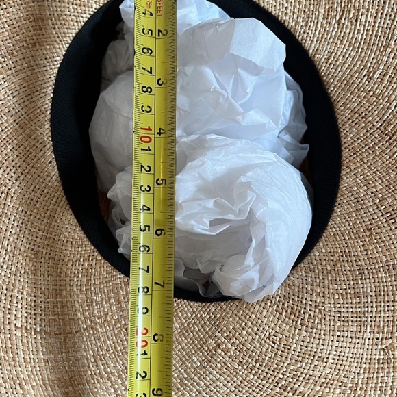 Heirloom Hats wide-brim straw hat - Picture 8 of 9